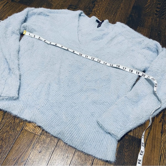 Soft fuzzy blue Forever 21 sweater - Picture 3 of 6